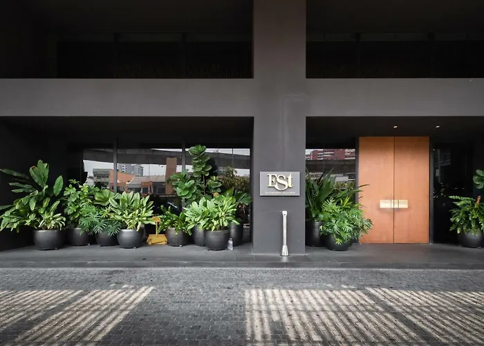 Est Suites Bangsar By Airhost